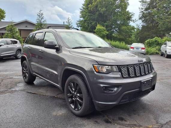 JEEP GRAND CHEROKEE 2018 1C4RJFAG1JC491942 image